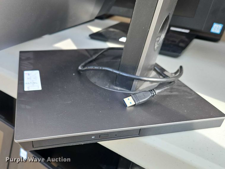 image for item EO4897 (30) Dell Optiplex computers