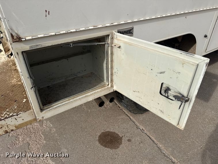 image for item EP2745 1994 Ford F250 utility bed pickup truck