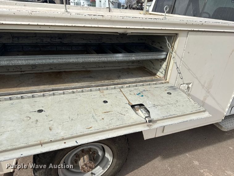 image for item EP2745 1994 Ford F250 utility bed pickup truck