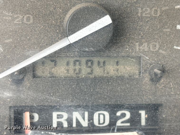 image for item EP2745 1994 Ford F250 utility bed pickup truck