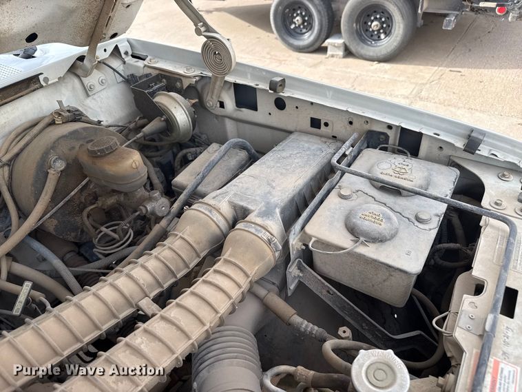 image for item EP2745 1994 Ford F250 utility bed pickup truck