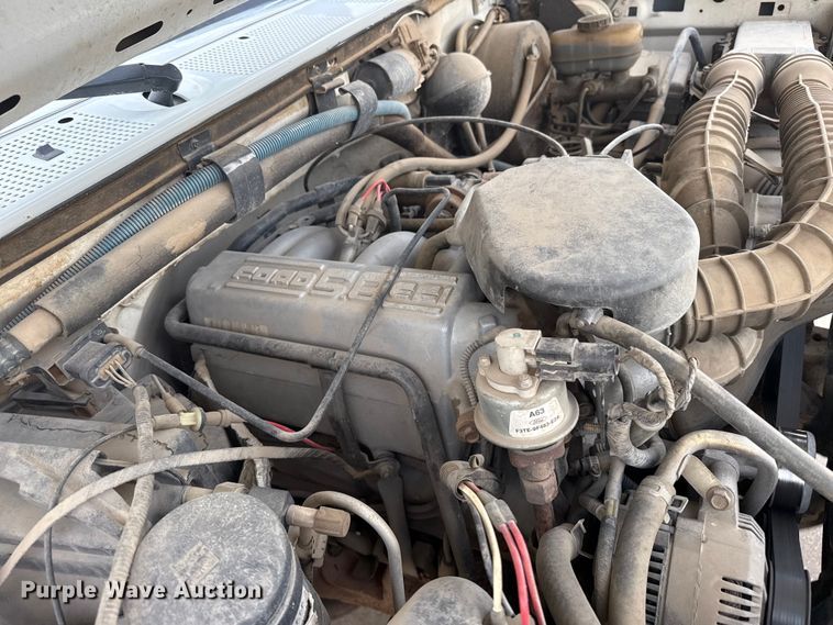 image for item EP2745 1994 Ford F250 utility bed pickup truck