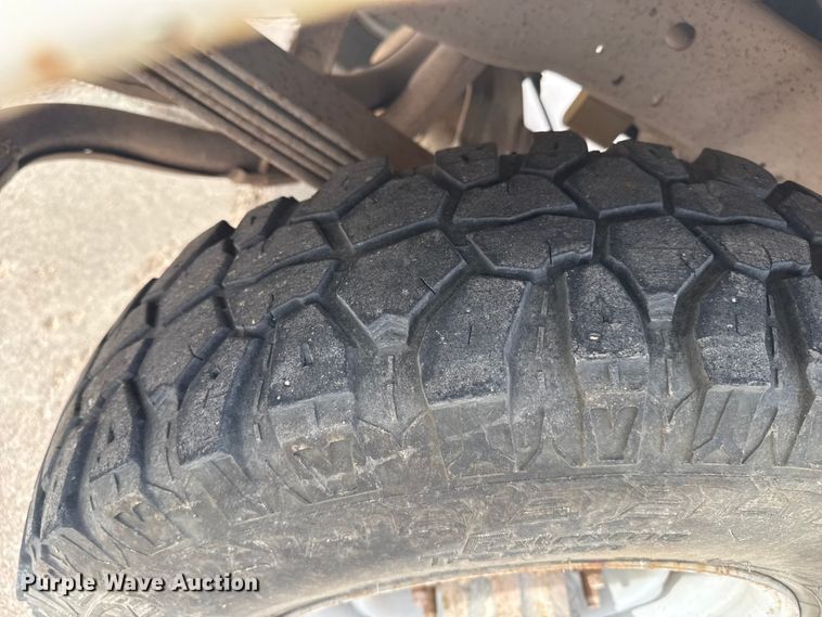 image for item EP2745 1994 Ford F250 utility bed pickup truck