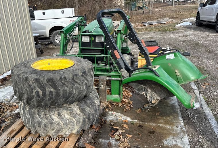 image for item ER0348 John Deere 4410 MFWD tractor