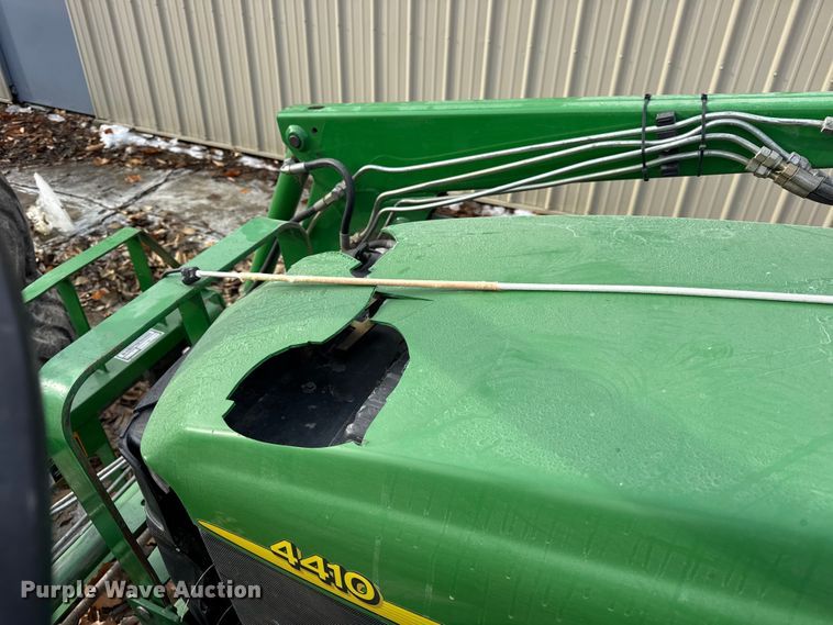 image for item ER0348 John Deere 4410 MFWD tractor