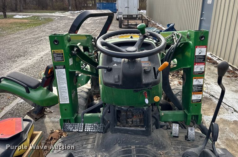 image for item ER0348 John Deere 4410 MFWD tractor