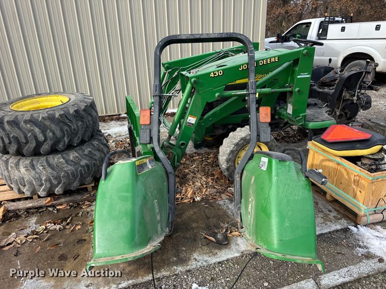 image for item ER0348 John Deere 4410 MFWD tractor