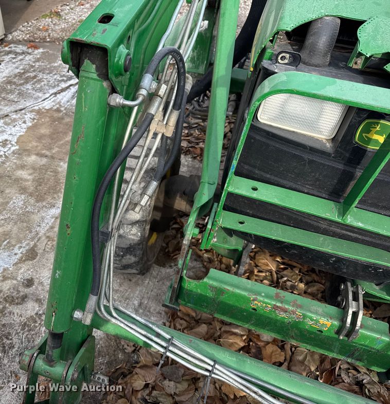 image for item ER0348 John Deere 4410 MFWD tractor