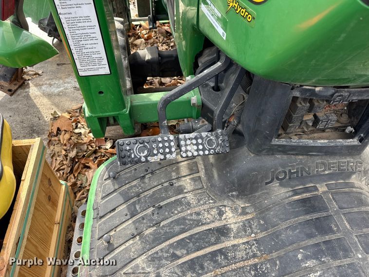 image for item ER0348 John Deere 4410 MFWD tractor