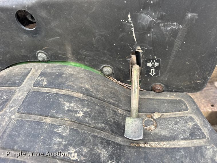 image for item ER0348 John Deere 4410 MFWD tractor