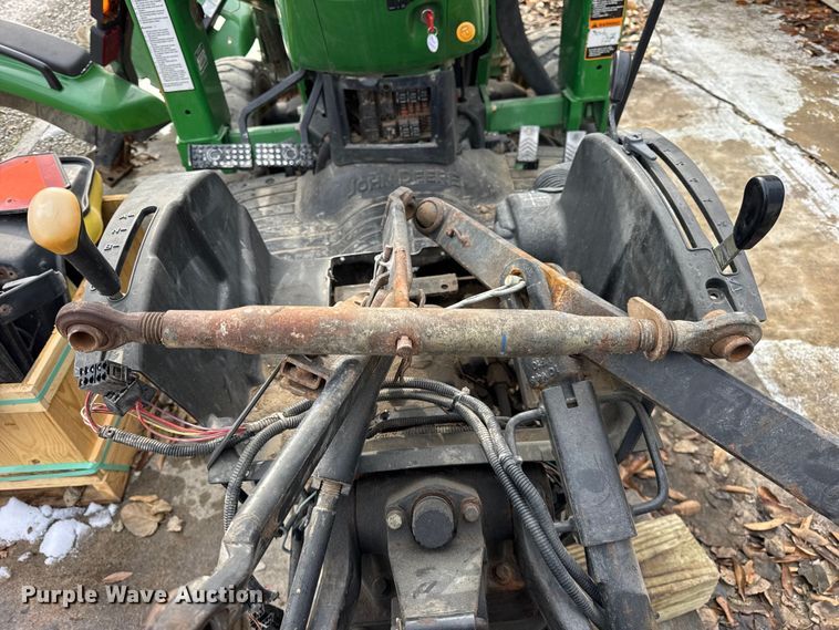 image for item ER0348 John Deere 4410 MFWD tractor