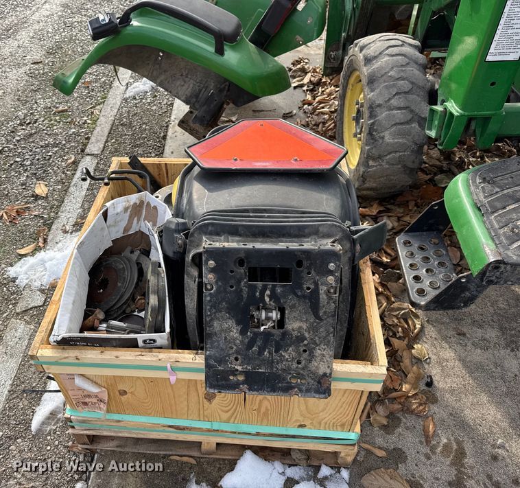 image for item ER0348 John Deere 4410 MFWD tractor