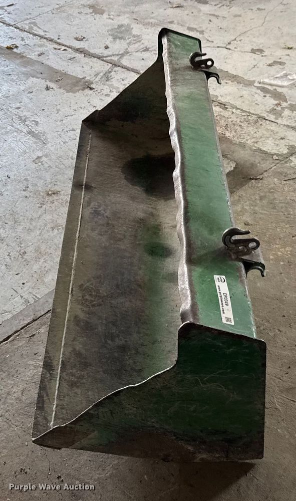 image for item ER0349 John Deere bucket