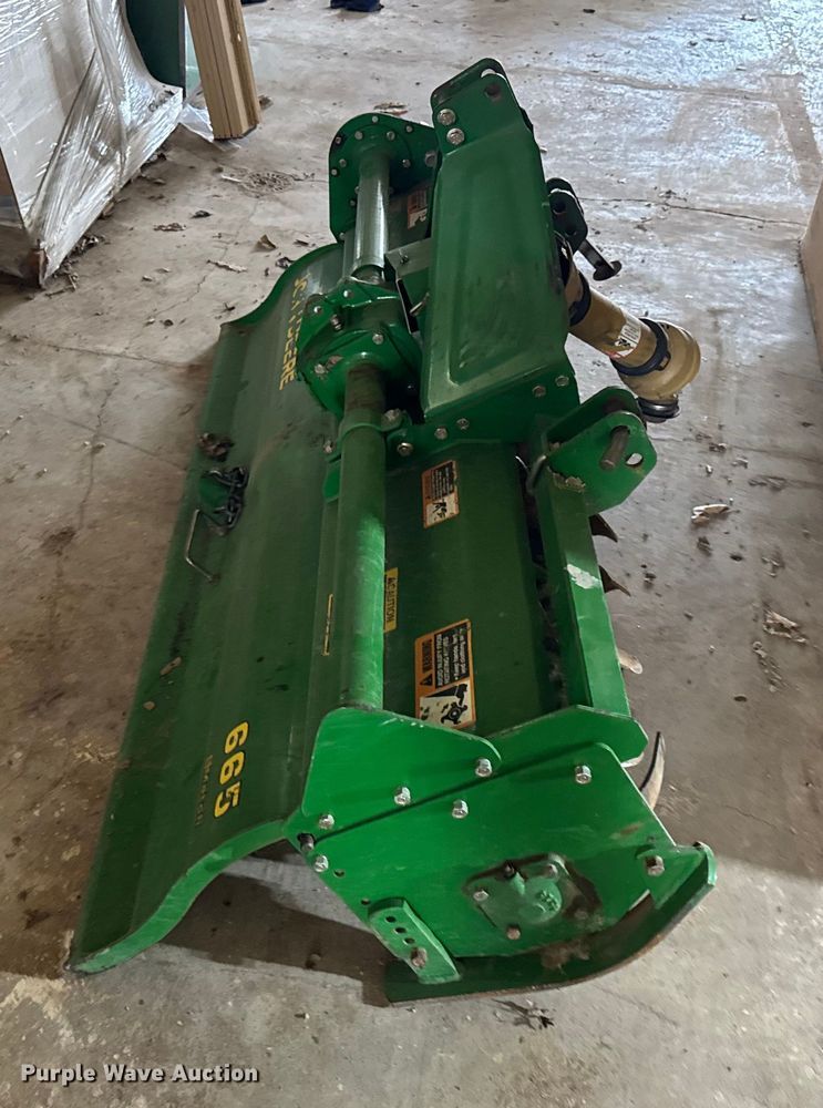 image for item ER0350 John Deere 665 tiller