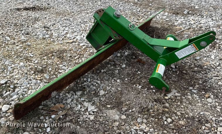 image for item ER0351 Frontier RB1084 three point blade