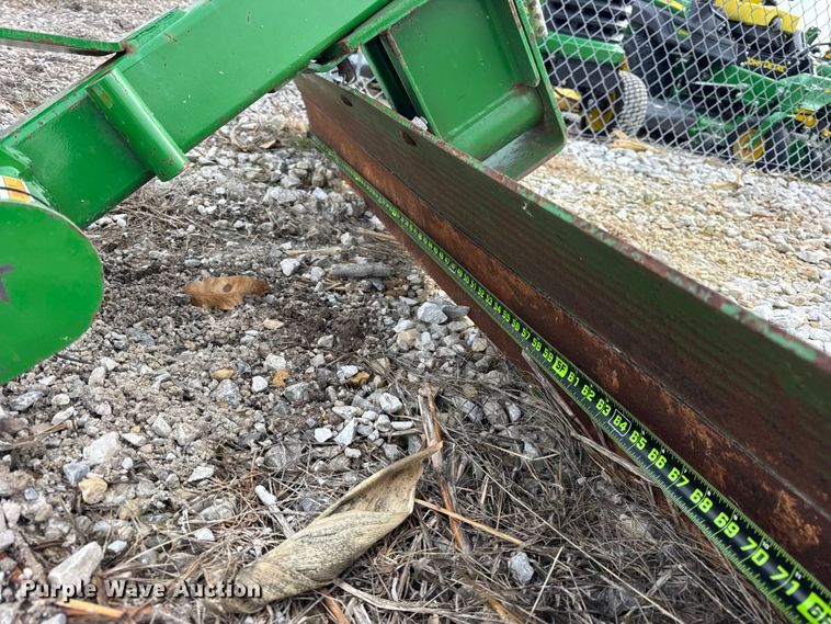 image for item ER0351 Frontier RB1084 three point blade