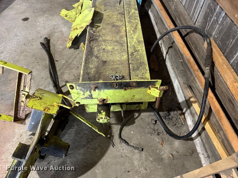 image for item ER0364 1999 International 4900 dump truck