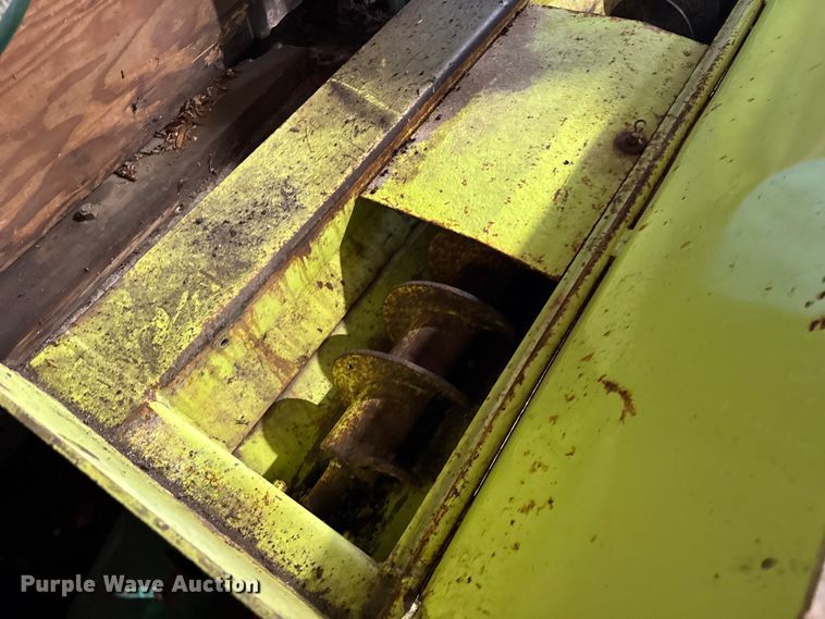 image for item ER0364 1999 International 4900 dump truck