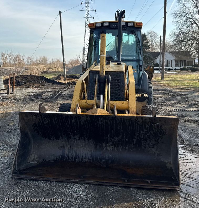 image for item ER0365 1998 John Deere 310E backhoe