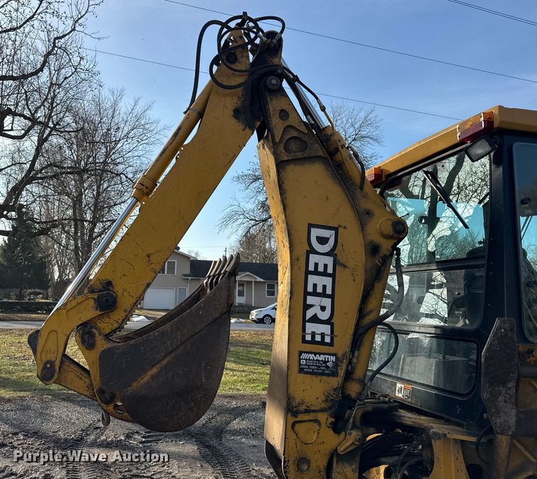 image for item ER0365 1998 John Deere 310E backhoe