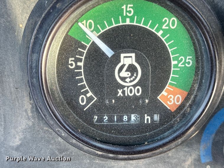 image for item ER0365 1998 John Deere 310E backhoe