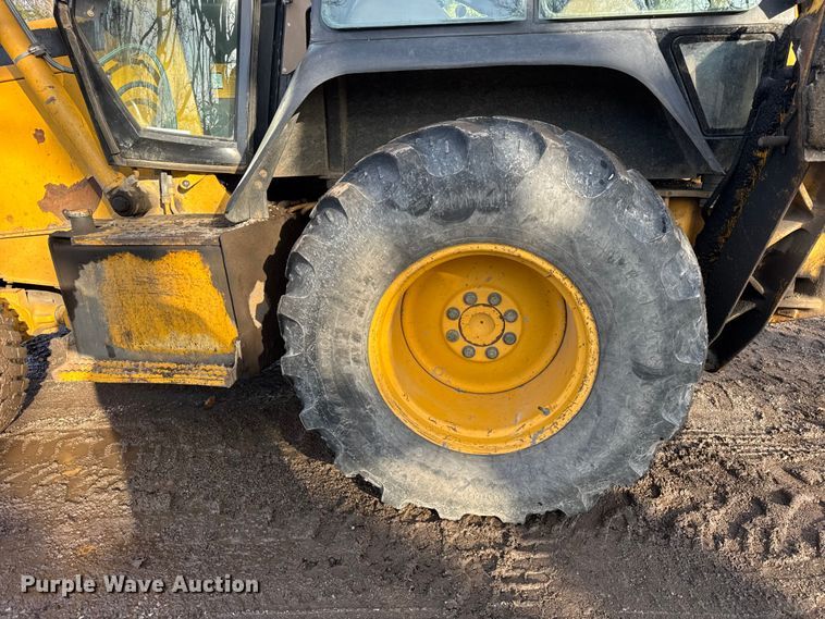 image for item ER0365 1998 John Deere 310E backhoe