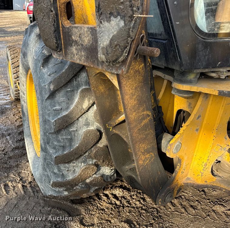 image for item ER0365 1998 John Deere 310E backhoe