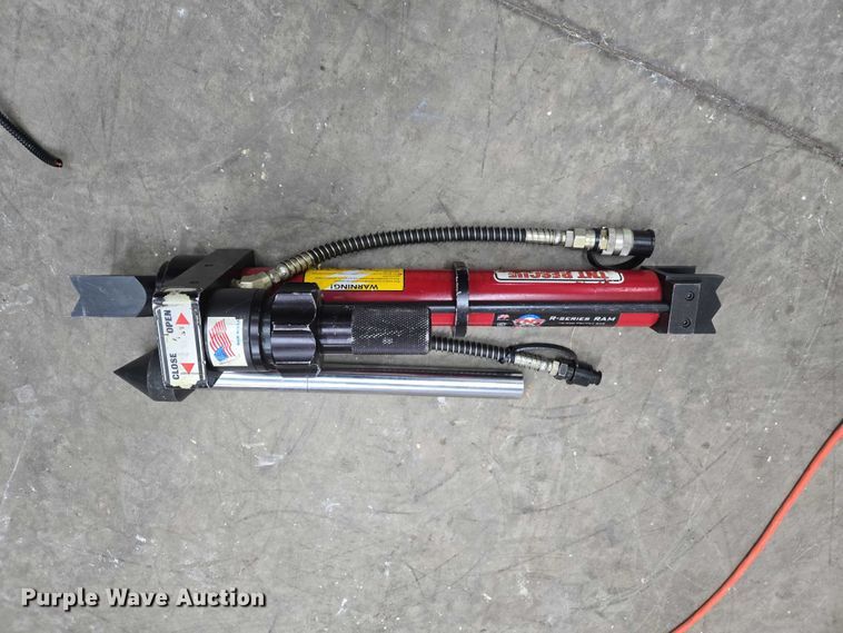 image for item ES2568 TNT rescue equipment
