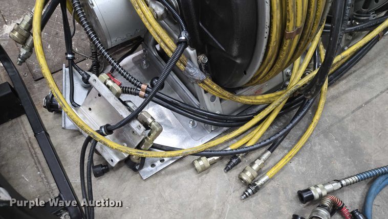 image for item ES2568 TNT rescue equipment