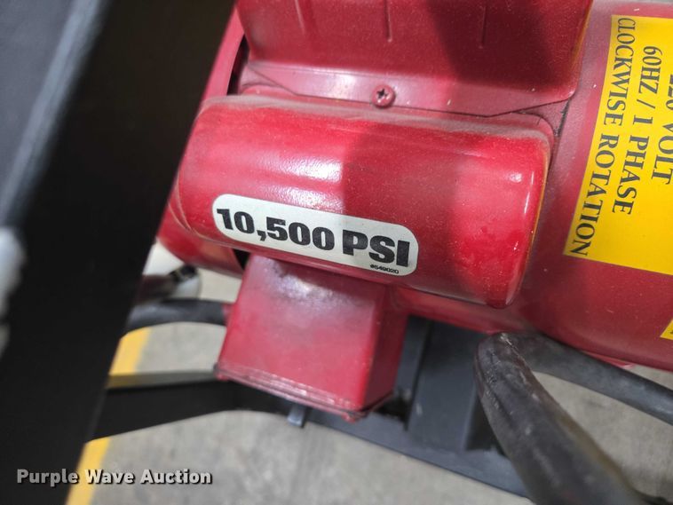 image for item ES2568 TNT rescue equipment