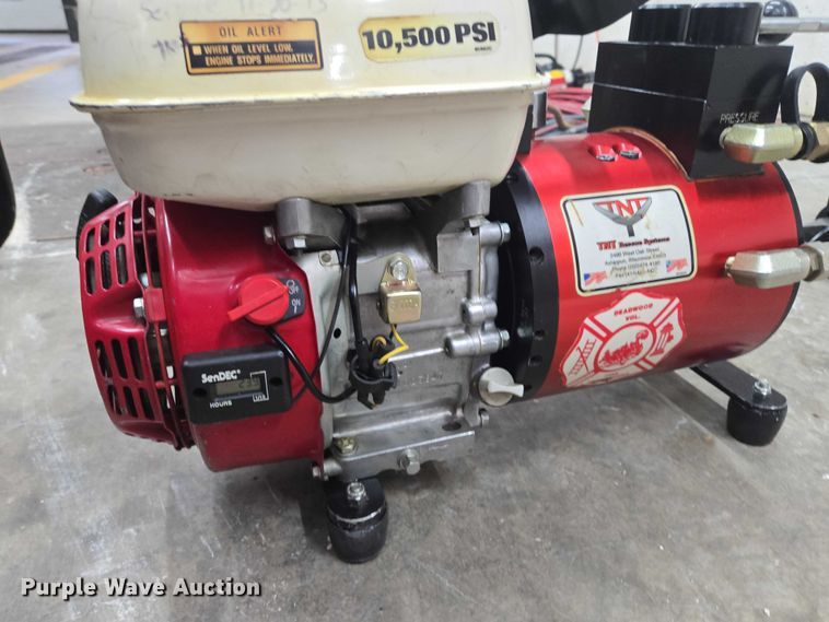 image for item ES2568 TNT rescue equipment