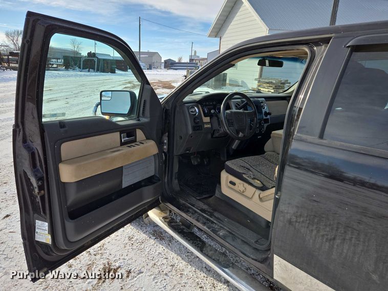 image for item ES2630 2013 Ford F150 XLT Crew Cab pickup truck