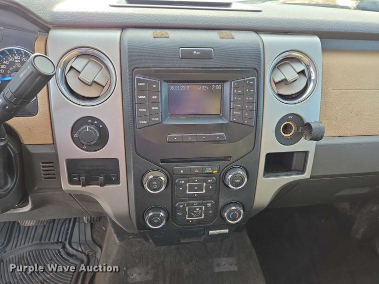 image for item ES2630 2013 Ford F150 XLT Crew Cab pickup truck