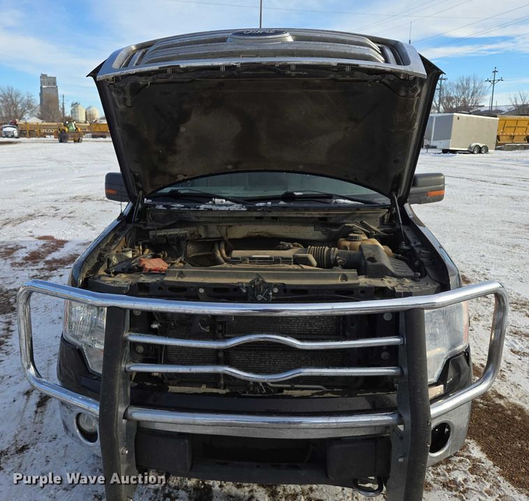 image for item ES2630 2013 Ford F150 XLT Crew Cab pickup truck