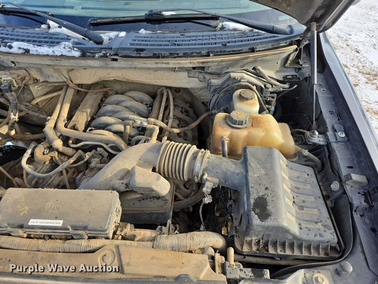 image for item ES2630 2013 Ford F150 XLT Crew Cab pickup truck