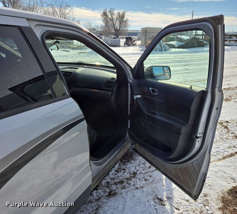 image for item ES2631 2018 Ford Explorer Police Interceptor SUV