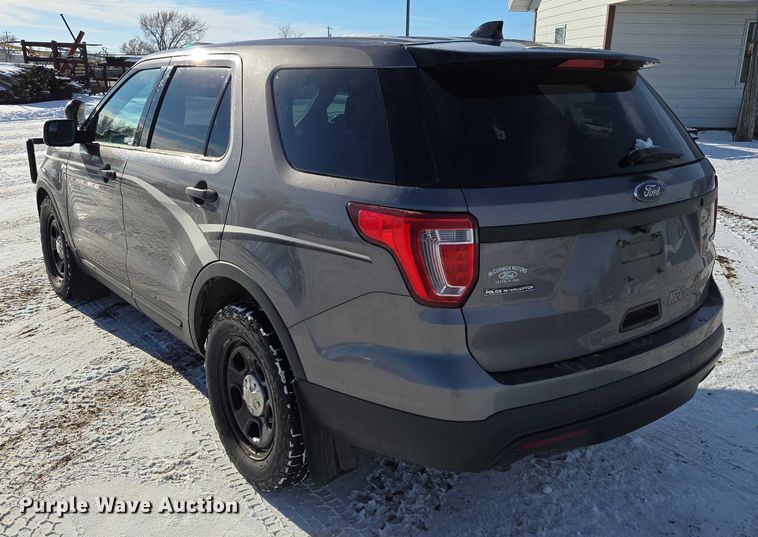 image for item ES2632 2017 Ford Explorer Police Interceptor SUV