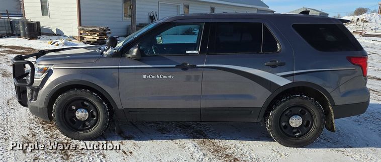 image for item ES2632 2017 Ford Explorer Police Interceptor SUV