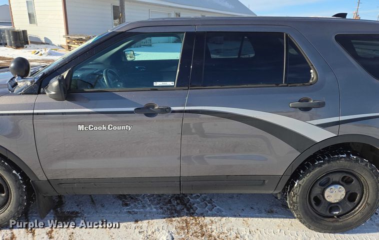 image for item ES2632 2017 Ford Explorer Police Interceptor SUV