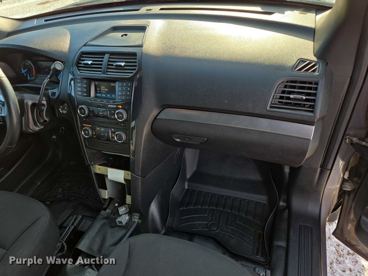 image for item ES2632 2017 Ford Explorer Police Interceptor SUV