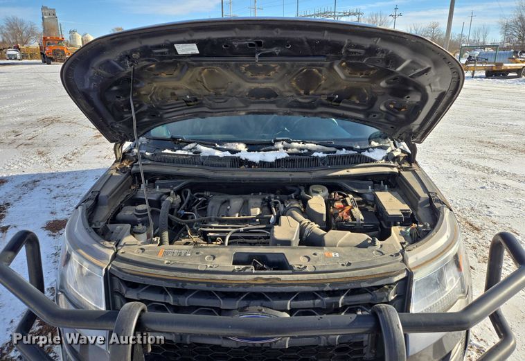 image for item ES2632 2017 Ford Explorer Police Interceptor SUV