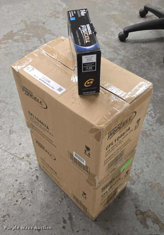 image for item ES2646 (88) light bulbs