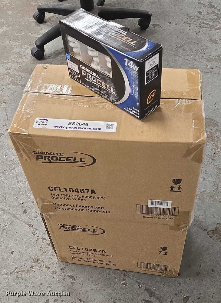 image for item ES2646 (88) light bulbs