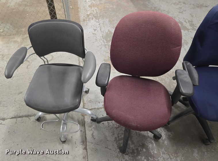 image for item ES2647 (6) office chairs