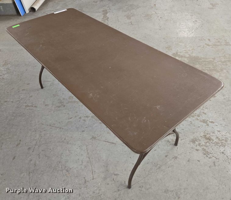 image for item ES2648 (12) tables