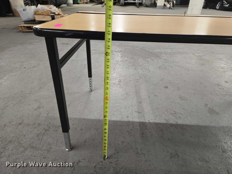 image for item ES2650 (2) tables