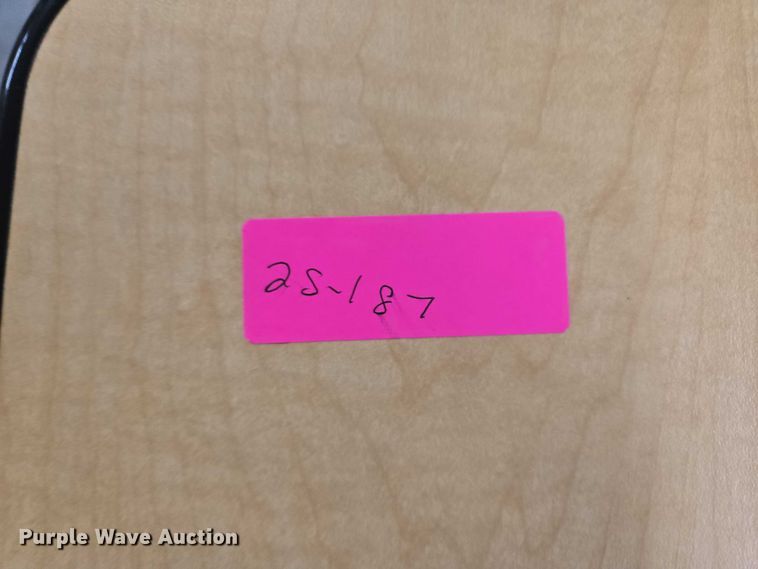 image for item ES2650 (2) tables