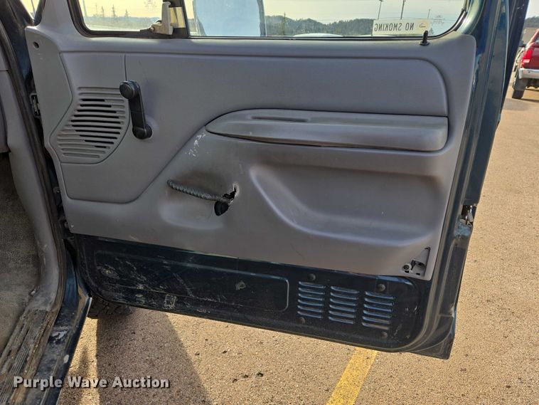 image for item ES2652 1997 Ford F250 Ext. Cab pickup truck