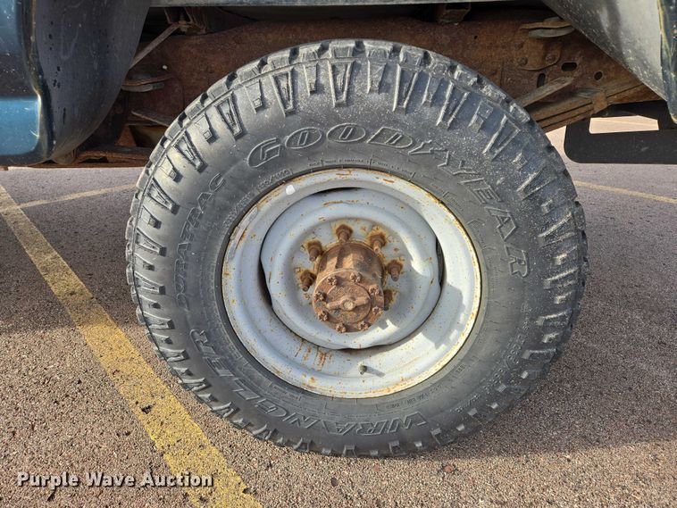 image for item ES2652 1997 Ford F250 Ext. Cab pickup truck