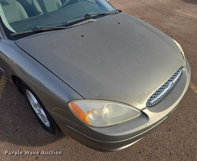 image for item ES2653 2002 Ford Taurus 